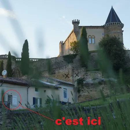 Petit Apartment *