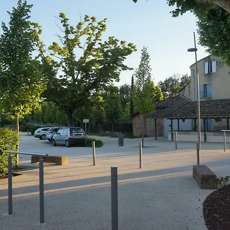 Petit Apartment